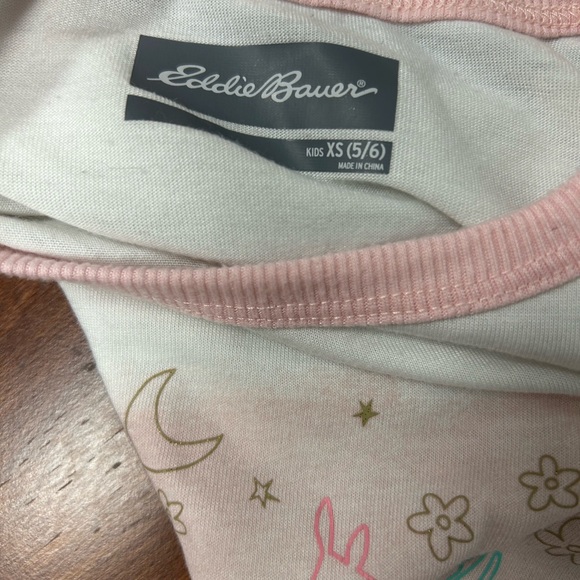 Girl’s 5T Eddie Bauer winter woodland pajama set pink - Picture 7 of 13